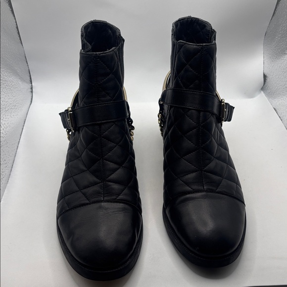 Karl Lagerfeld Paris Black Marisol Boots SZ 9.5 Leather Upper quilted 80s Vibe - Picture 2 of 12